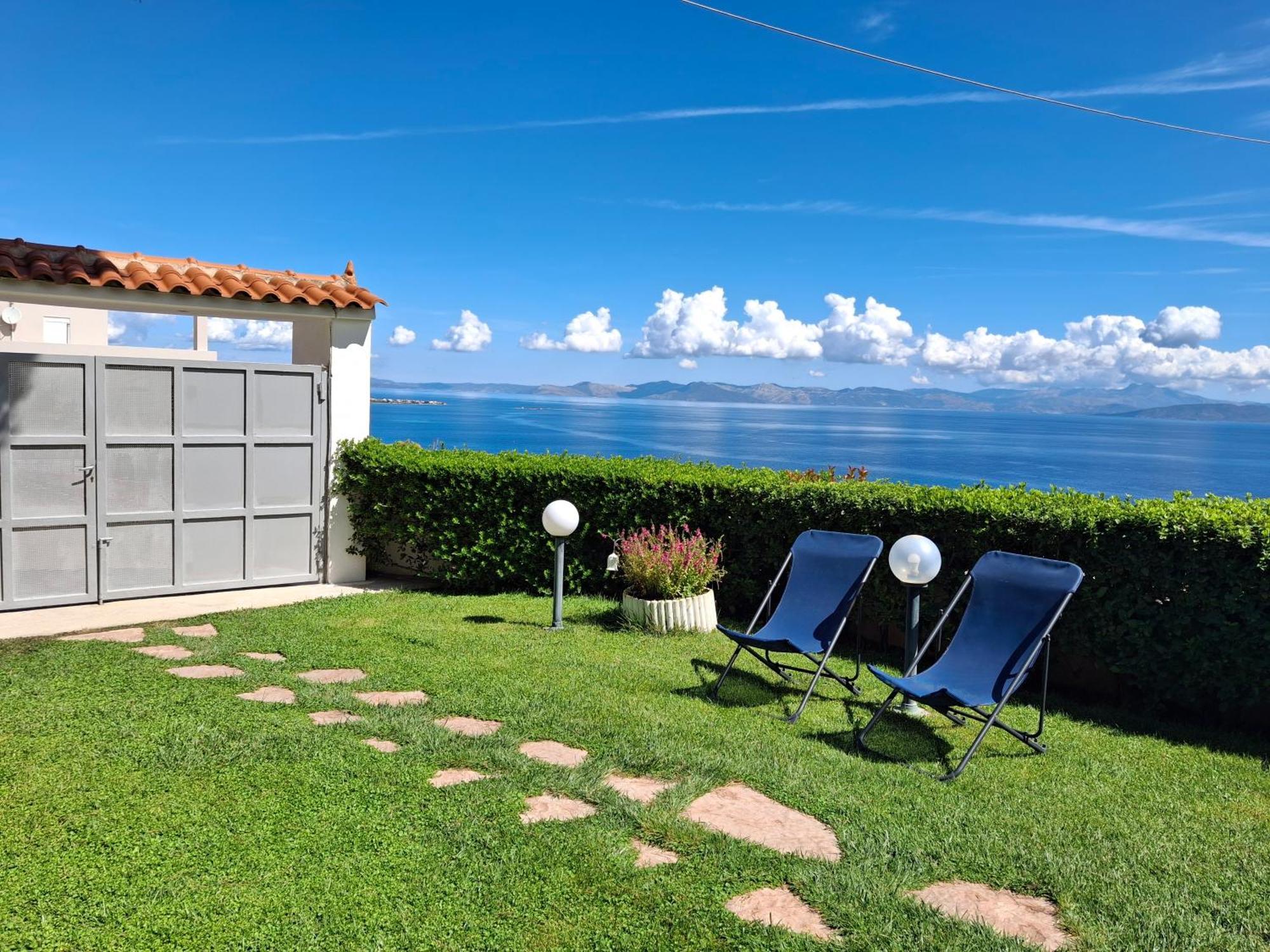 Harris Elegant House Superb View Near Airport Appartement Artemida  Buitenkant foto