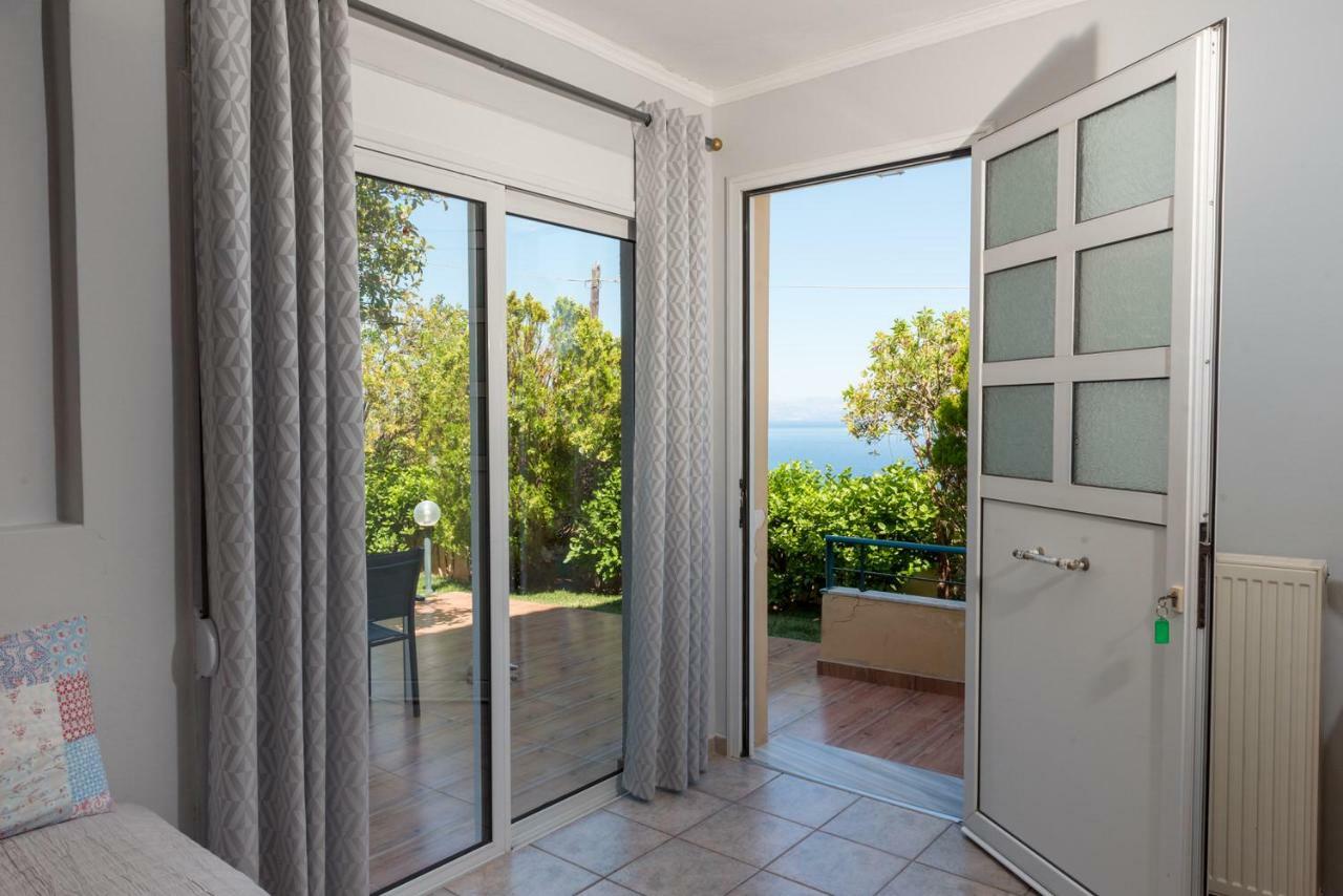 Harris Elegant House Superb View Near Airport Appartement Artemida  Buitenkant foto